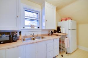 WFH-Friendly Billings Apt about 1 Mi to Downtown!