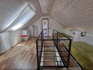 Holiday house with a swimming pool Puljane, Krka - 23038