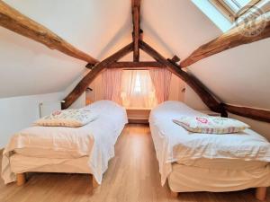 Maisons de vacances Gite Boissets, 3 pieces, 4 personnes - FR-1-527-46 : photos des chambres
