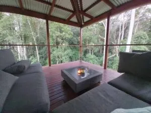 Eucalyptus Escape - Privacy in the Hinterland - Cedarton