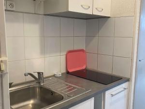 Bel Appartement T1 avec Loggia à Balaruc-les-Bains - FR-1-553-254