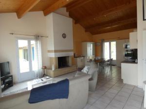 Maisons de vacances Maison lumineuse avec jardin pres de la plage - 2 chambres, animaux acceptes, WIFI, parking - FR-1-540-286 : photos des chambres