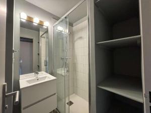 Studio cabine calme 5 pers, piscine, parking, Cannes la Bocca - FR-1-609-102