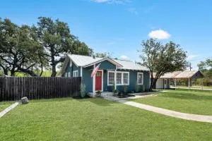 Texas Two Step in Bandera - Hondo