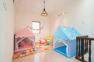 Indochine 4Bedrooms house Heart Old Quarter by SSens Homes