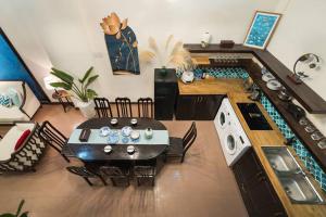 Indochine 4Bedrooms house Heart Old Quarter by SSens Homes