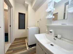 EG12 Elizabeth Garden