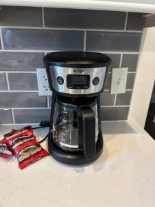 NEW and luxurious home by downtown Nashville with rooftop deck!