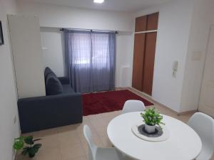 Amplio monoambiente zona Catedral