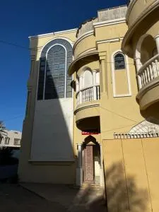 Viva Hostel Group Nizwa - Назва