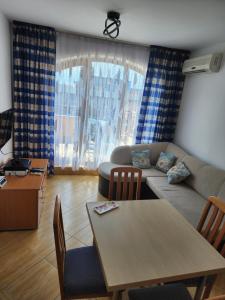 Golden Dreams Apartment