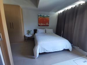 Caleze Properties Uptown Palazzo BGC One Bedroom