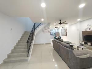 232 Permai Duyung Family Gathering