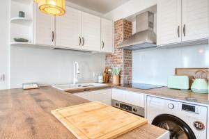 Apartamento de lujo con vistas al mar, a dos minutos de la playa