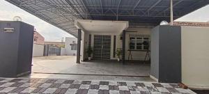 Ipoh Garden East Homestay by Grab A Stay