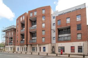 2 bed 2 bath city centre sleep 7