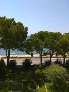 Sun & Sea : Malaki Seaside - Platanidia