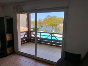 APARTAMENTO RESIDENCIAL LAGO SOUSTONS