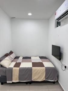Famosa 2 Stay at Ong Kim Wee