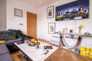 Luxurious 1-Bedroom Penthouse in Marble Arch 71