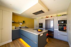 B&B / Chambres d'hotes Les Martinets : Suite Familiale Deluxe