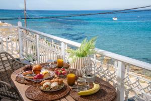 Mare Nostrum Seafront Apartment, by ZanteWize - 4hvězdičkové hotely ve městě Zakynthos