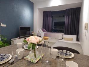 NEW Sunway Greenfield Home 2-6pax 5mins to Sunway Pyramid