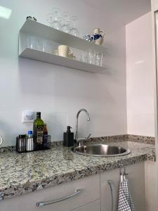 Stylish and comfortable one bedroom with sea view