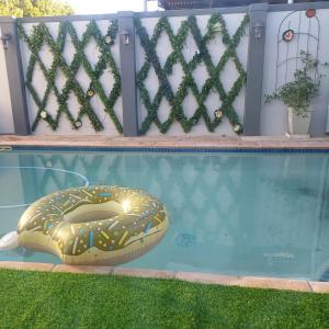 Bachelor cottage STRICTLY HALAAL Garlandale Rondebosch East