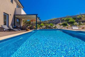 Villa BELLA VISTA with sea view