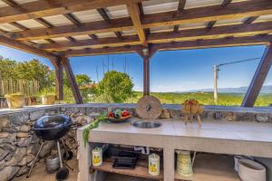 Villa BELLA VISTA with sea view