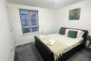 4 Bed complete Home in Edinburgh Near Airport