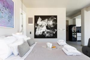 Experience Penthouse by Athens Riviera Suites