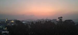 Brenthill Condo Quartz Unit