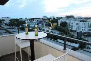 Savana Modern Apartment by the sea