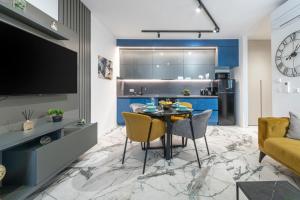 Sunset Premium Residence II & III