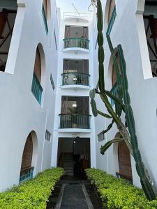 Apartment with sea view in Blue Bay, 125 m², near beach