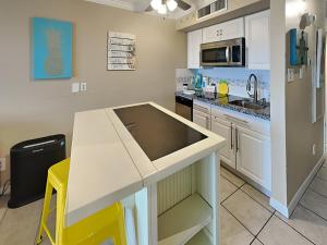 Victorian 9322 - Beautiful Gulf View