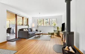 2 Bedroom Lovely Home In Ebeltoft