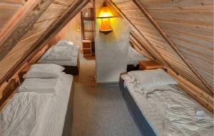 Lovely Home In Löttorp With Wifi