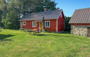 Lovely Home In Lttorp With Wifi