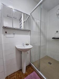 Apartamento pertinho da Praia do FORTE (MP 104)