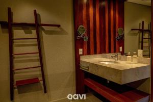 Flat Ile de Pipa Deck Molhado Zanzibar by Qavi