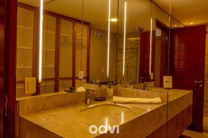 Flat Ile de Pipa Seychelles by Qavi