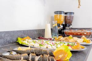 Willa Bliźniak 2 - Bardzo Blisko Plaży Pokoje i Apartamenty z Wyżywieniem