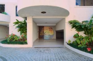 Triplex Beira Mar com piscina - Próximo a comércio em geral