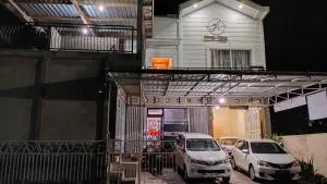 Resy home syariah family room dekat alun2 wonosobo - Kalikajar