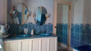 B&B / Chambres d'hotes LE CHATEAU Ste MARIE : photos des chambres