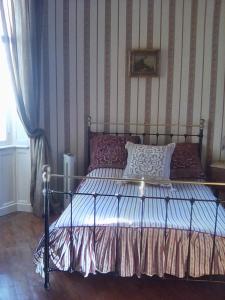 B&B / Chambres d'hotes LE CHATEAU Ste MARIE : photos des chambres