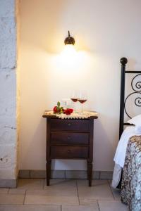 Trullo Deluxe Two-Bedroom Apartment room in Magravì